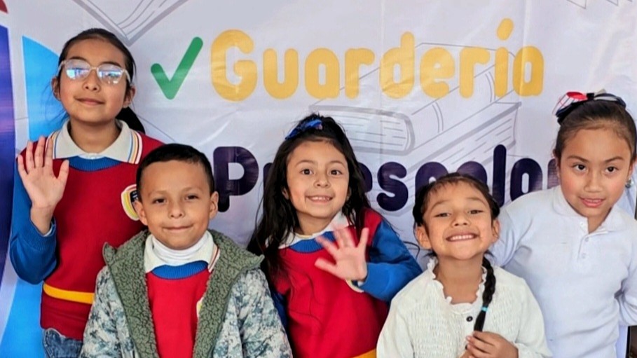 Colegio Salvador Díaz Mirón - 